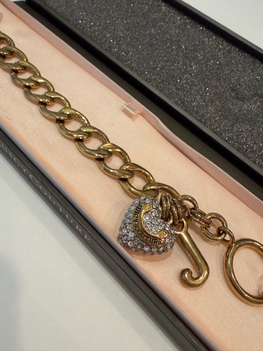 Vintage Juicy Couture Gold Tone Puff Heart Starter Bracelet W/box